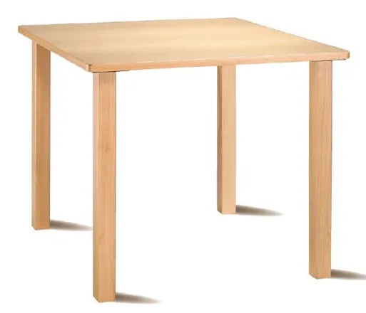 Mesas perfeitas para convívio, refeições, sala de estar e acessibilidade em Lares de Idosos