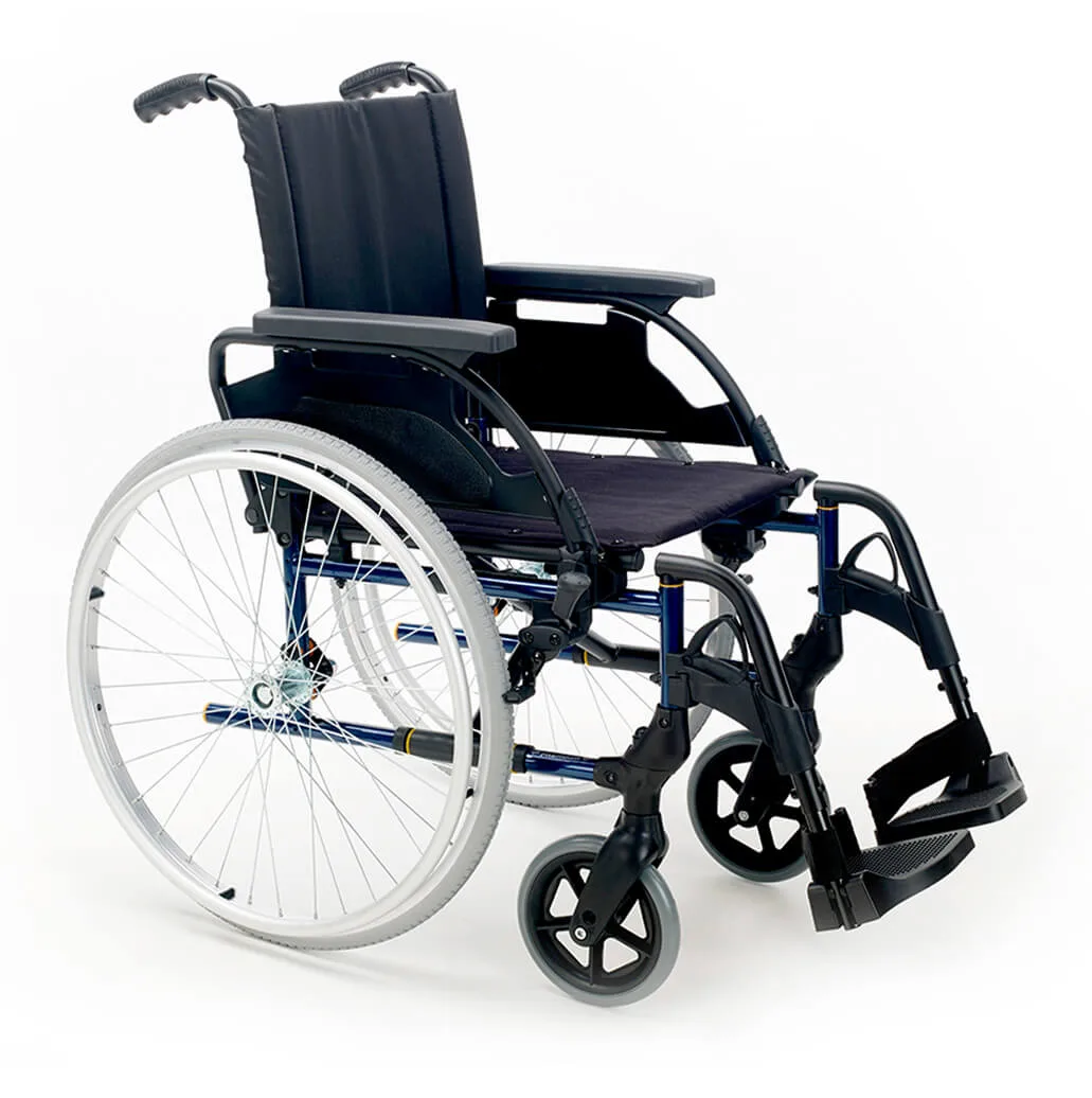 Cadeira de Rodas Manual BREEZY Premium — Aço, Assentos de 37 a 52 cm, até 125 kg