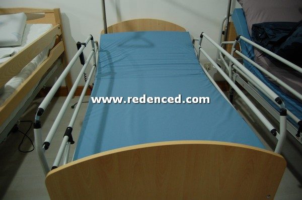 Cama Articulada Elétrica com Colchão e Guardas Laterais