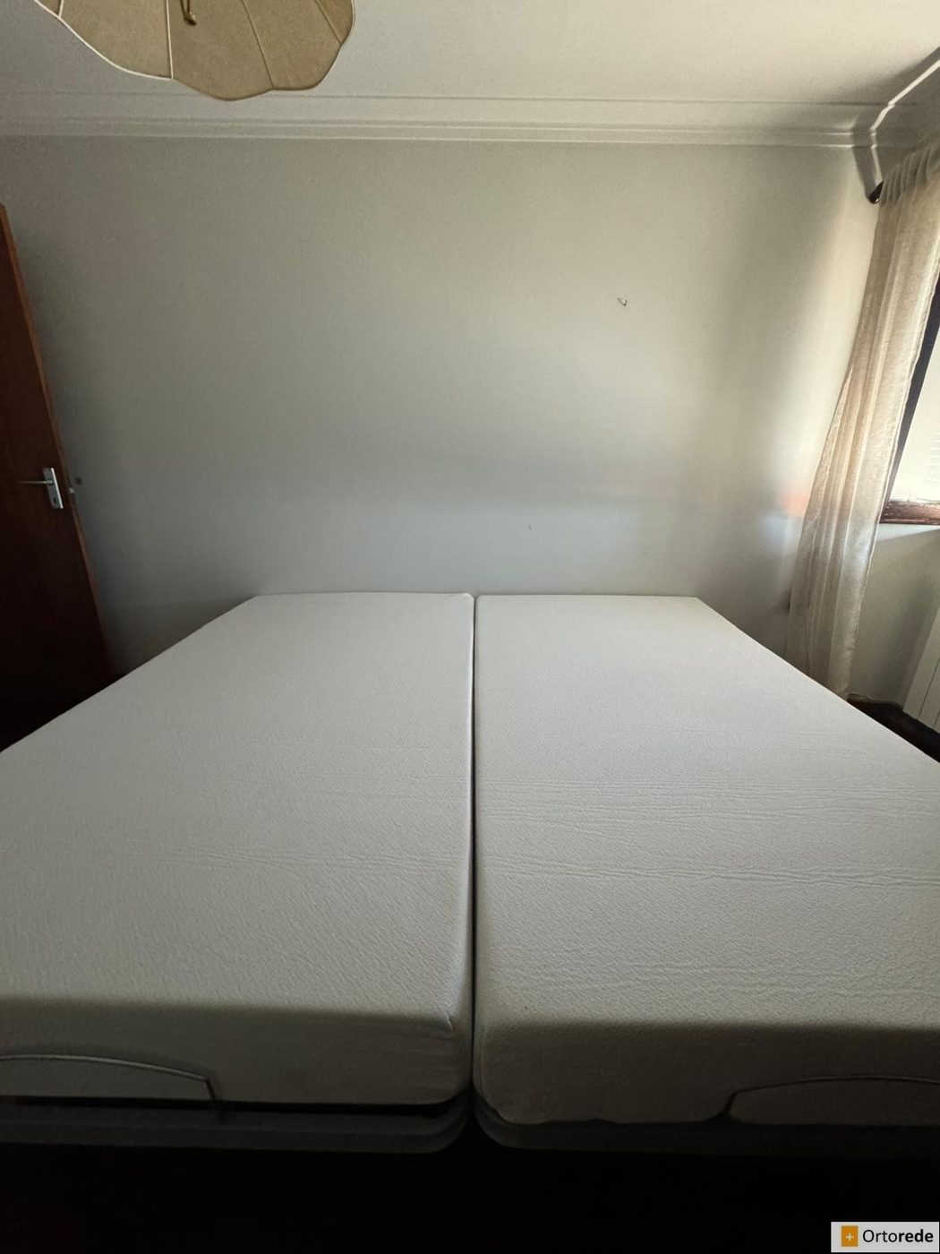 Cama Articulada Elétrica Usada com colchão Ortopédico à venda em Santo Tirso — fotografia 3