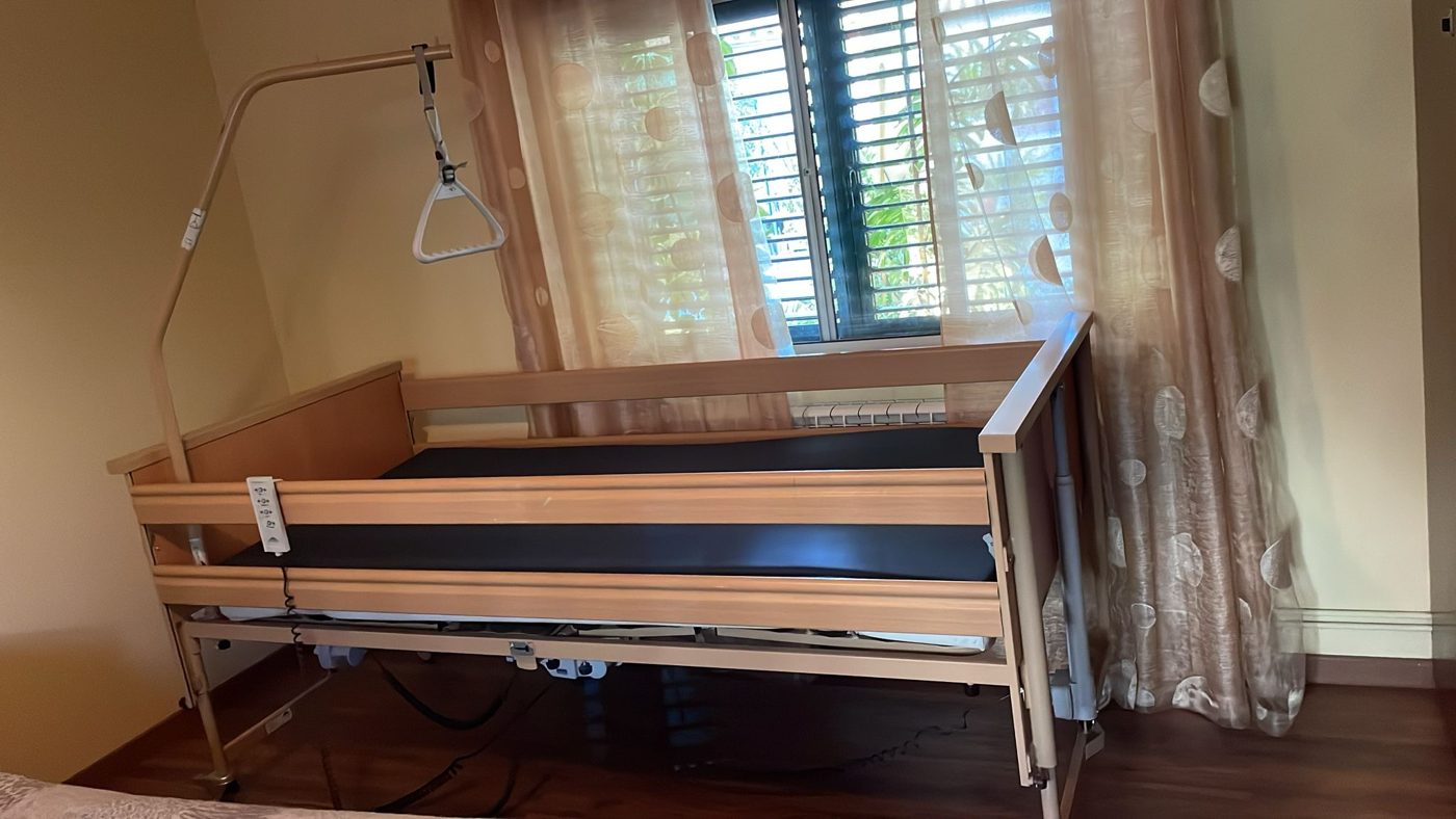 Cama Articulada Elevatória em Segunda Mão - Leiria