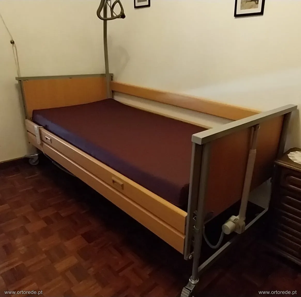Cama Articulada Elevatória Matosinhos, Porto