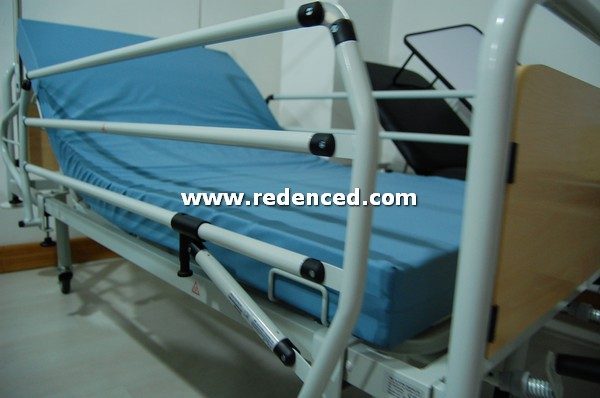 Cama Articulada Manual com Colchão e Guardas Laterais